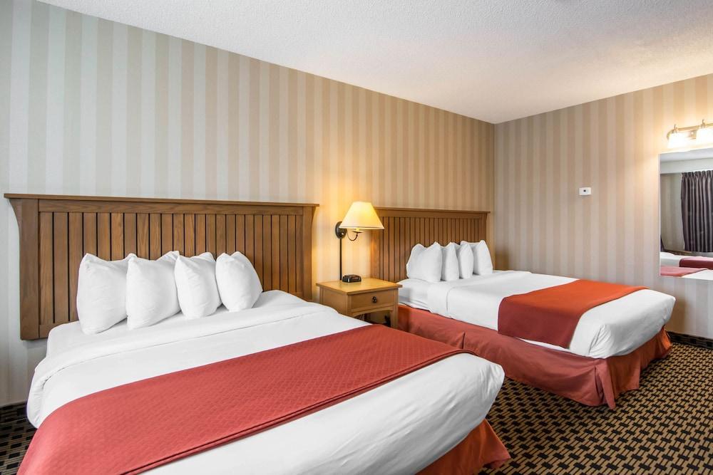 Quality Hotel Drumheller Bagian luar foto