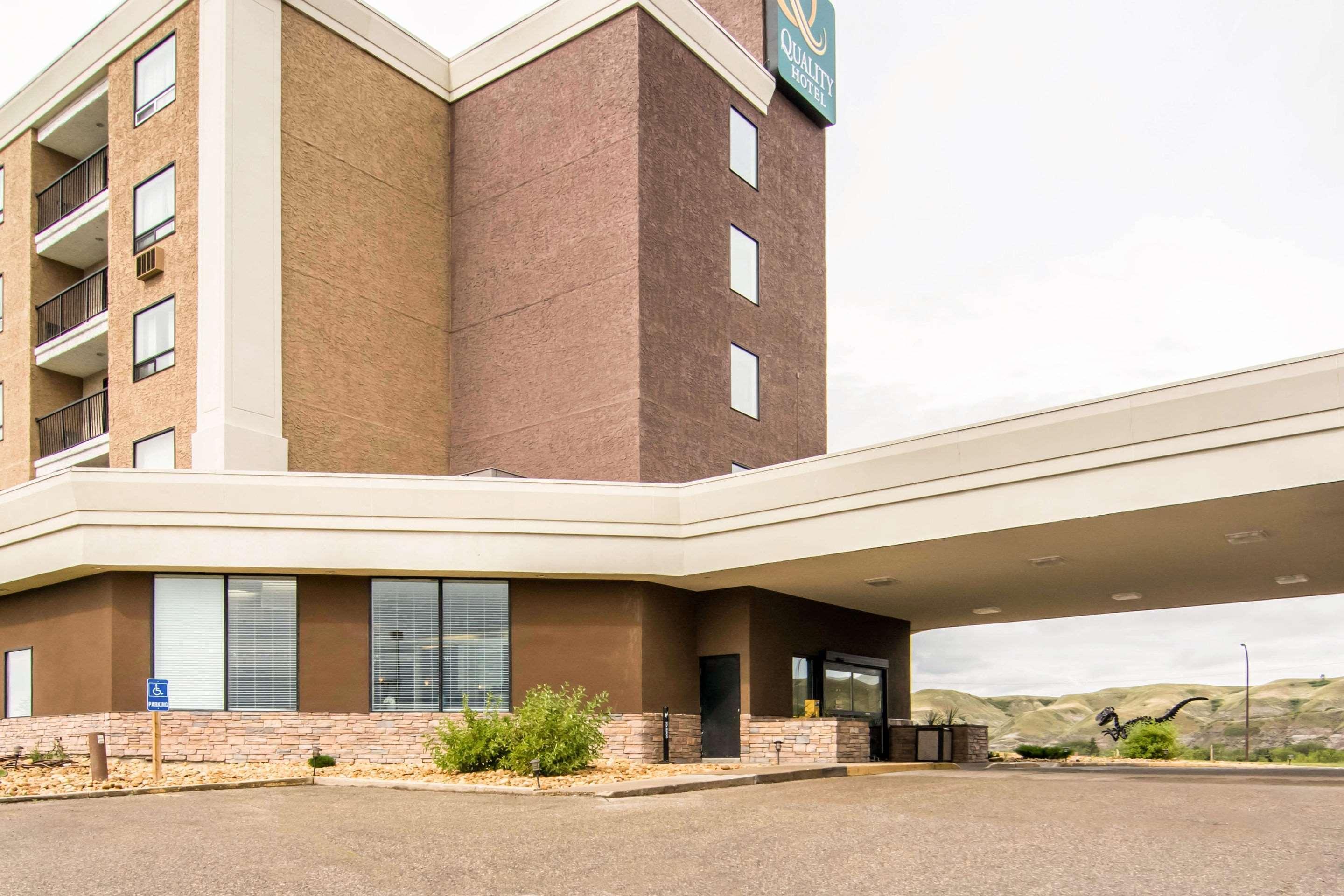 Quality Hotel Drumheller Bagian luar foto