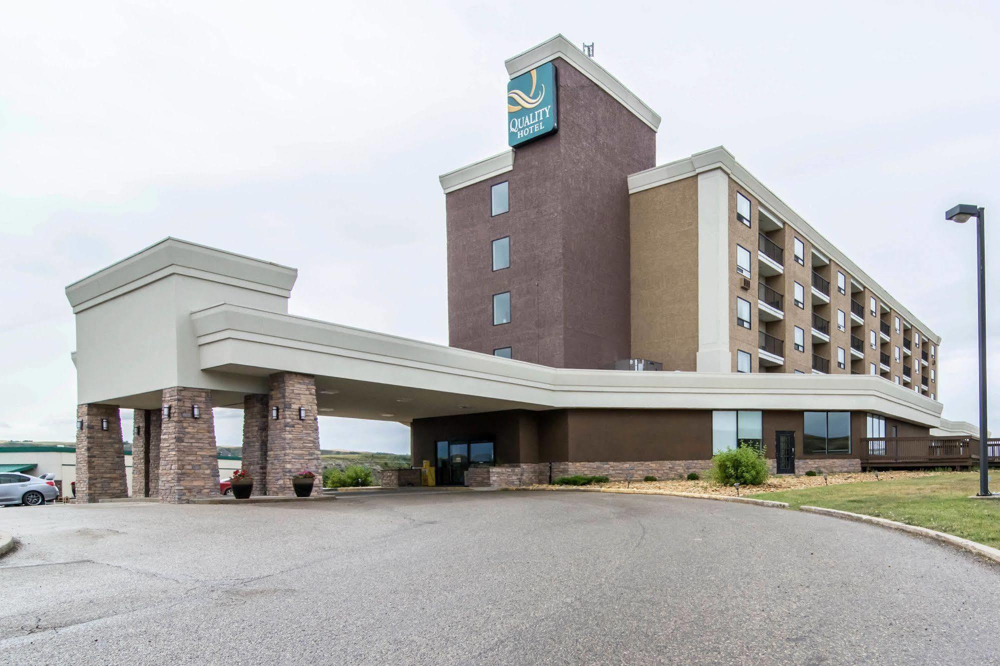 Quality Hotel Drumheller Bagian luar foto